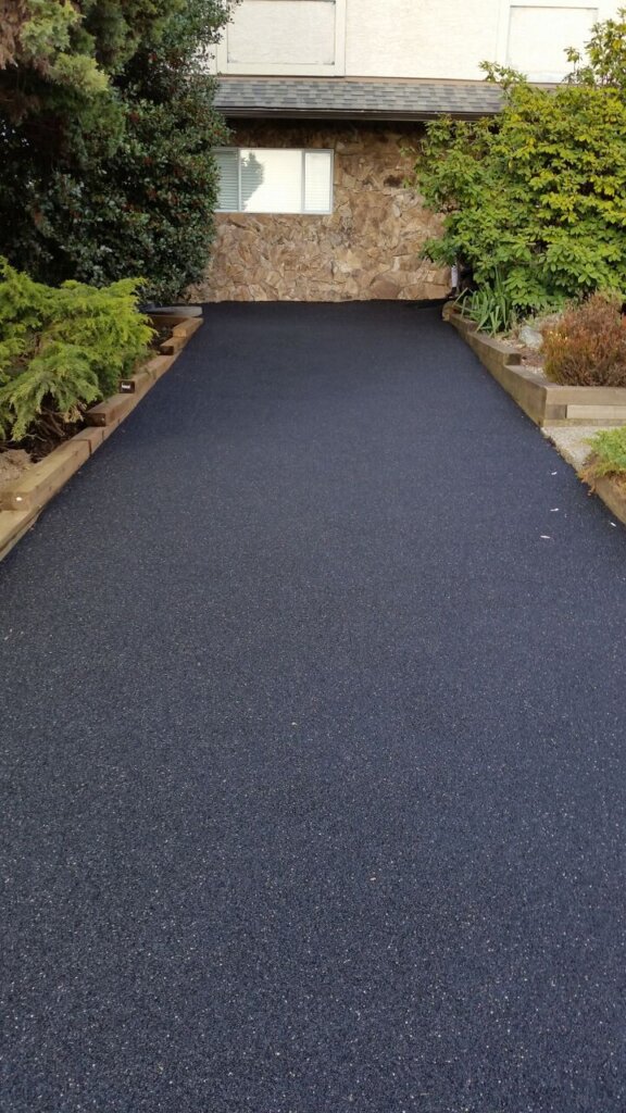 TAR-SURFACING